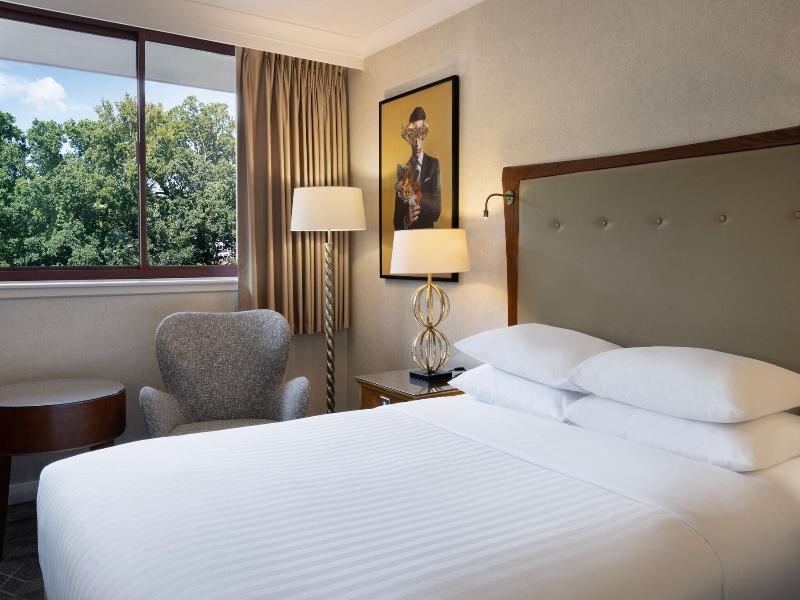 Delta Hotels by Marriott Swindon image