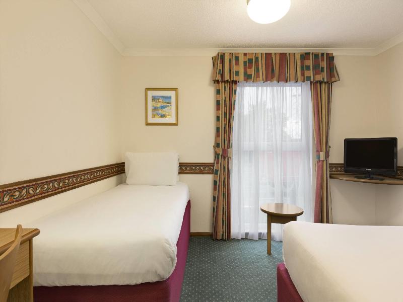Days Inn By Wyndham Leicester Forest East M1 image