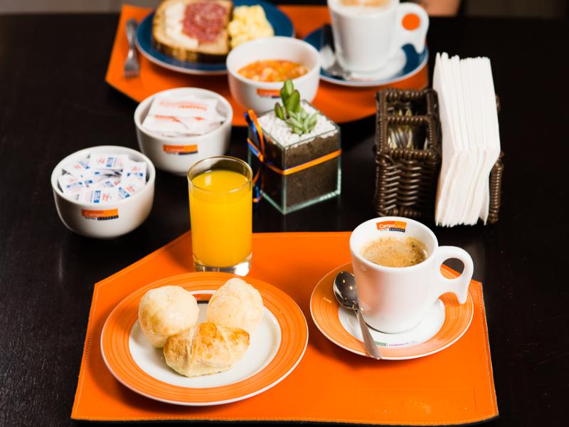 Hotel Campo Largo Express image