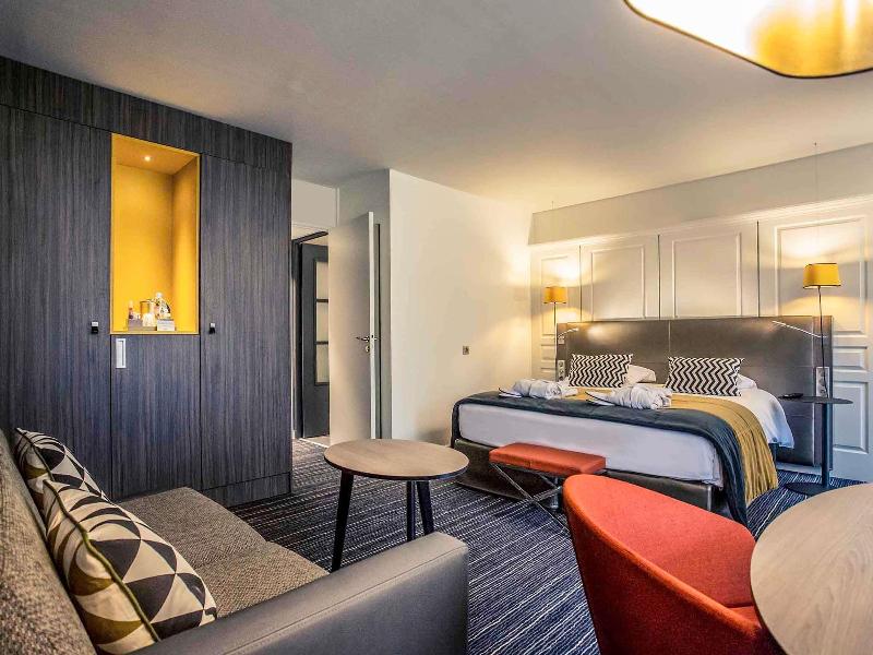 Hôtel de Bourbon - Mercure Bourges image