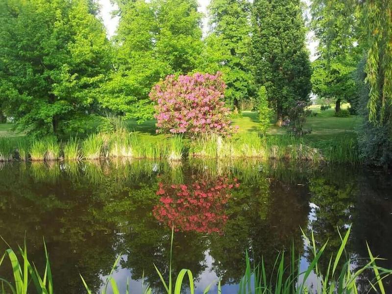 West Lodge Park image