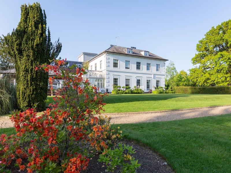 West Lodge Park image
