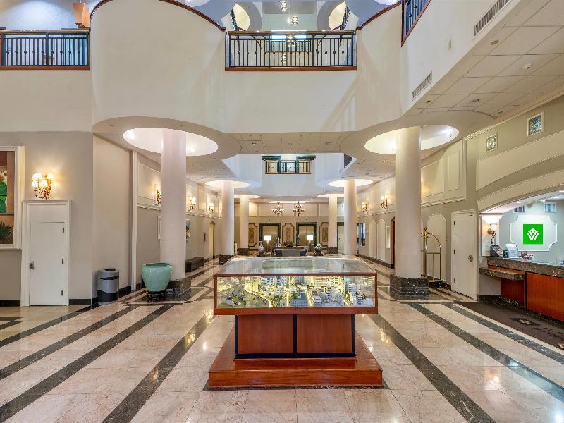 Wyndham Garden Hotel Baronne Plaza image