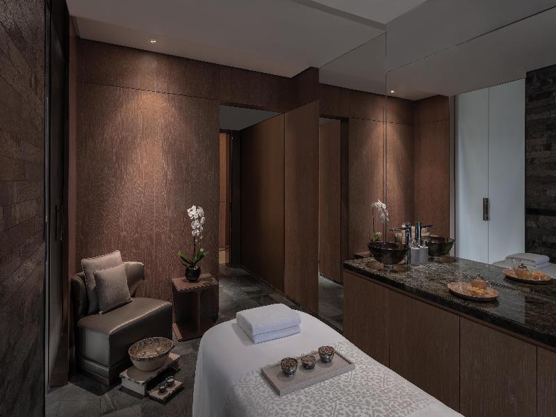 Park Hyatt Abu Dhabi Hotel & Villas image