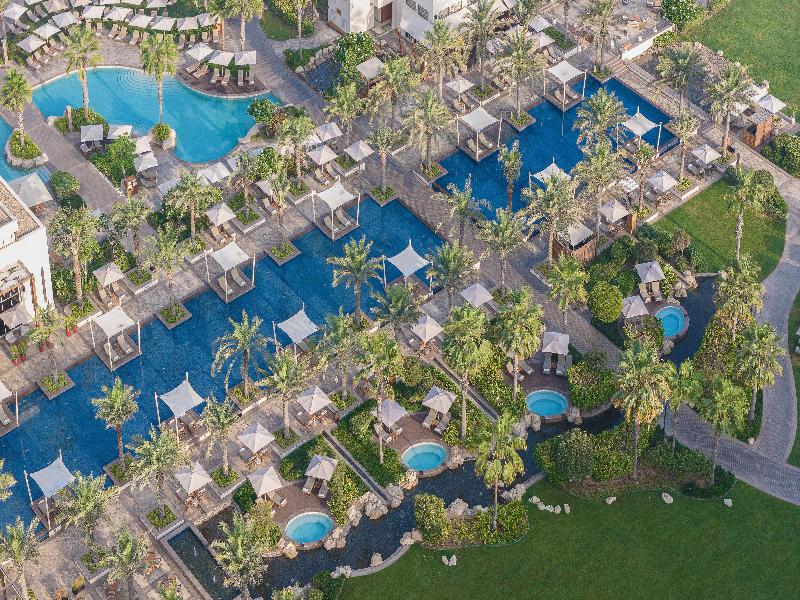 Park Hyatt Abu Dhabi Hotel & Villas image