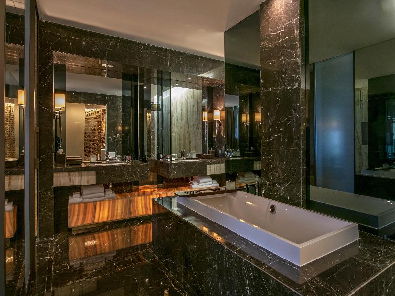 Park Hyatt Abu Dhabi Hotel & Villas image