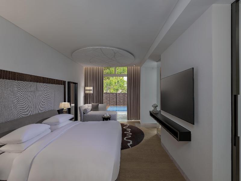 Park Hyatt Abu Dhabi Hotel & Villas image