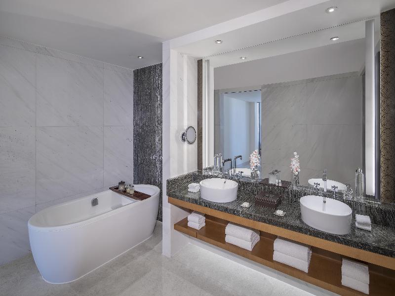 Park Hyatt Abu Dhabi Hotel & Villas image
