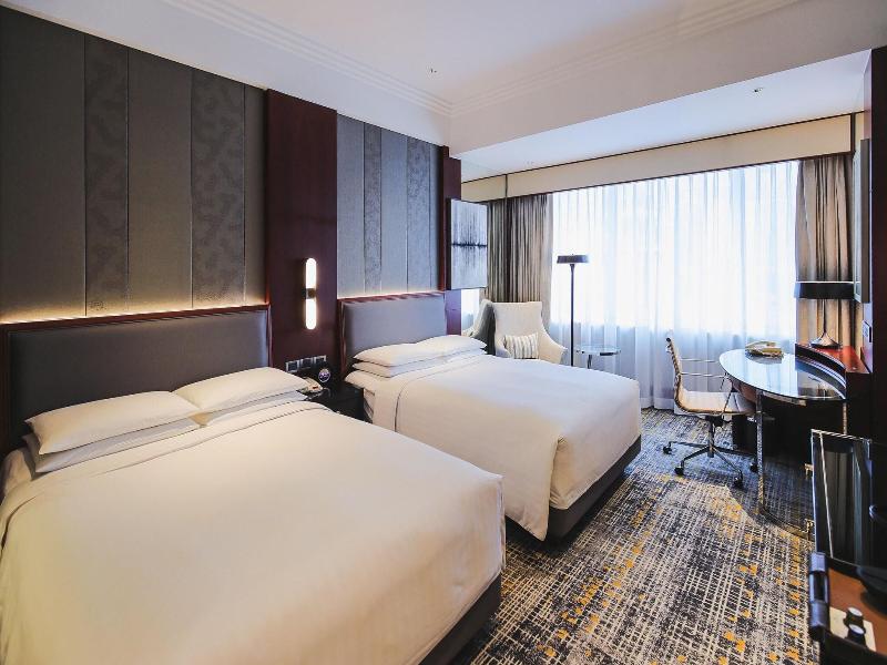 Shanghai Marriott Hotel City Centre image