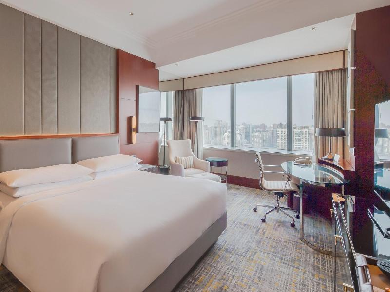 Shanghai Marriott Hotel City Centre image