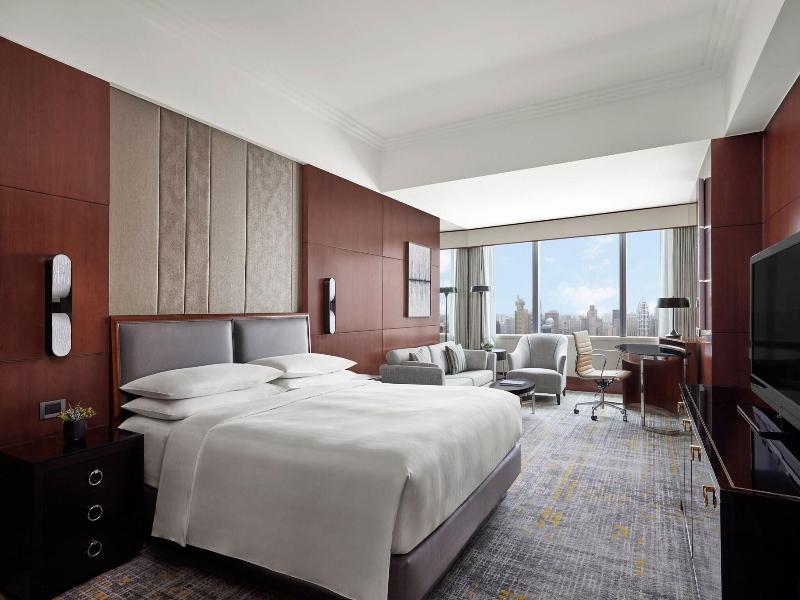 Shanghai Marriott Hotel City Centre image
