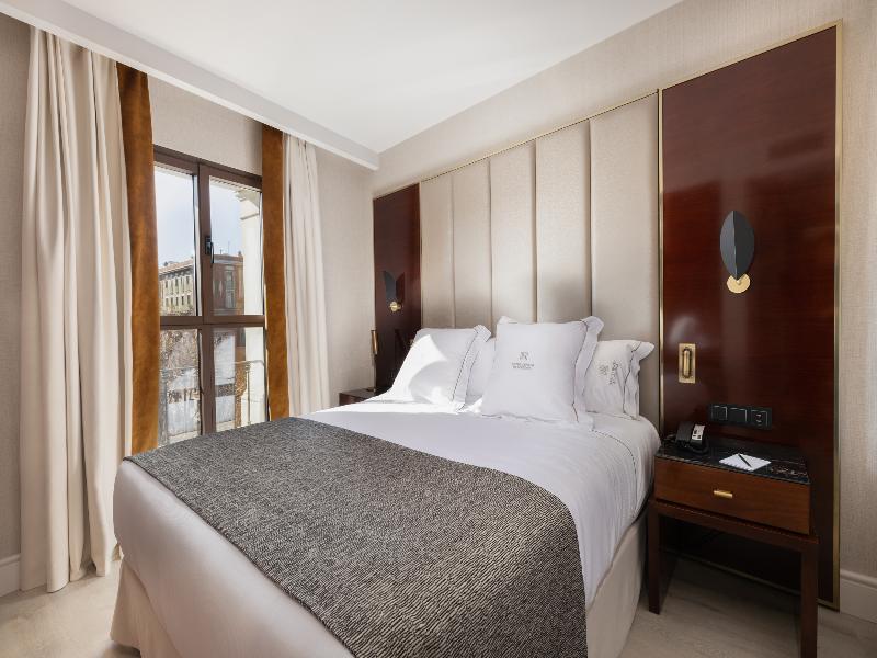 Suites Center Barcelona image