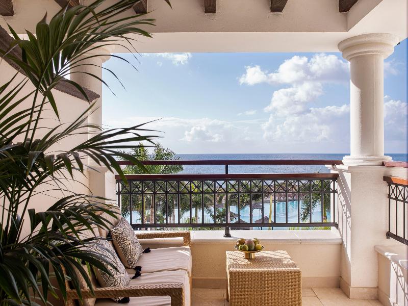 Redlevel At Melia Palacio De Isora image