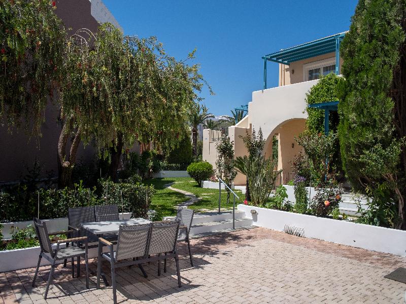 Papadakis Apartments image