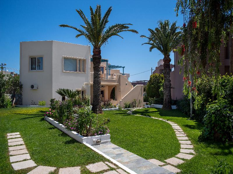 Papadakis Apartments image
