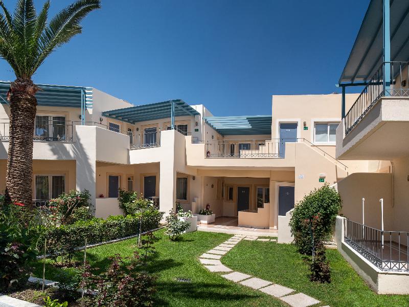 Papadakis Apartments image
