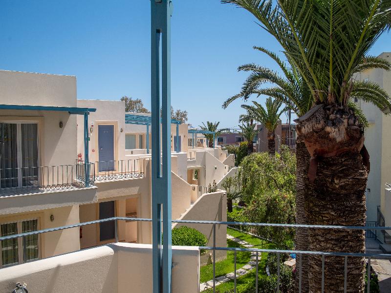 Papadakis Apartments image