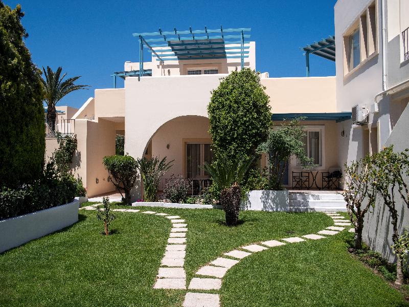 Papadakis Apartments image