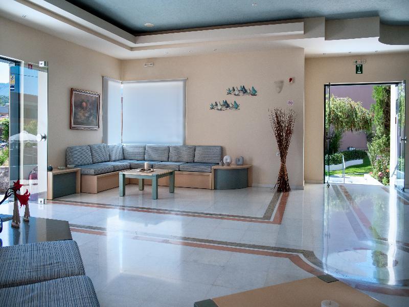 Papadakis Apartments image