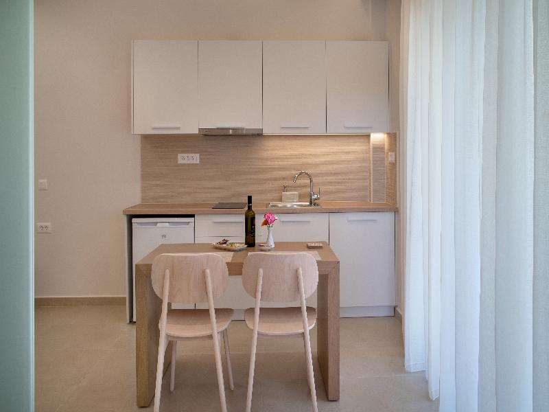 Papadakis Apartments image