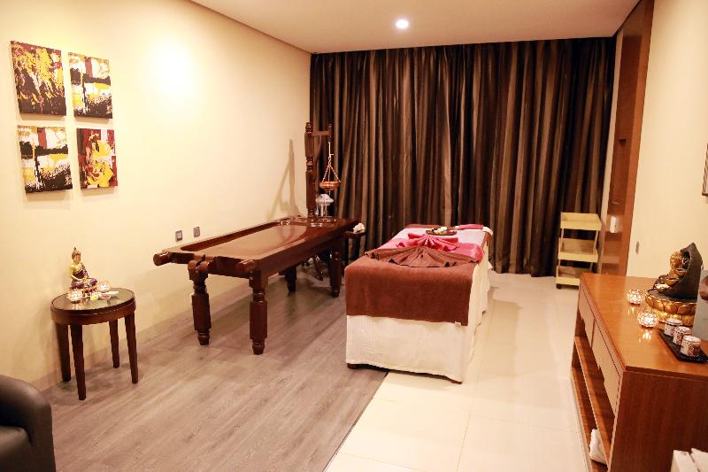 Holiday Inn Cochin Holiday Inn Cochin
