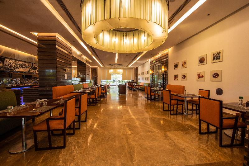 Holiday Inn Cochin Holiday Inn Cochin