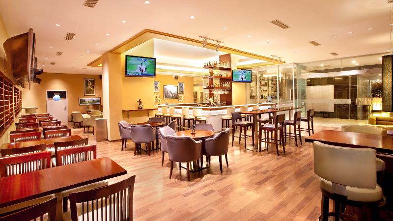 Holiday Inn Cochin Holiday Inn Cochin