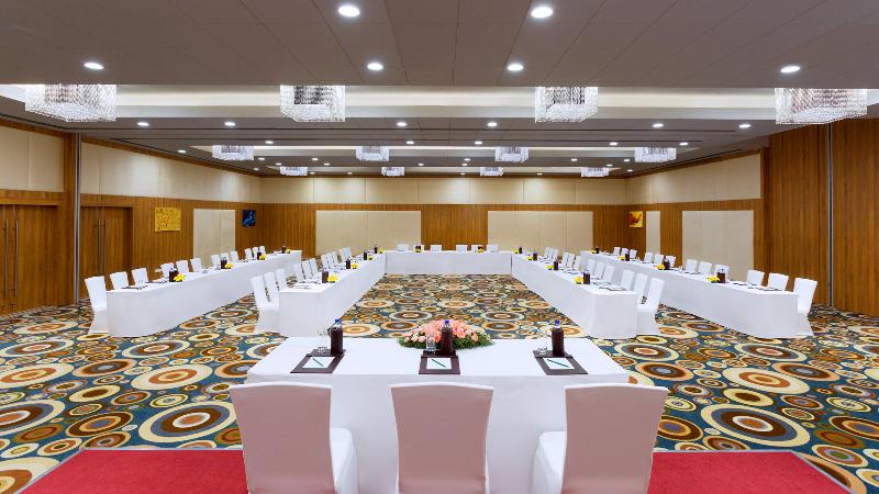 Holiday Inn Cochin Holiday Inn Cochin