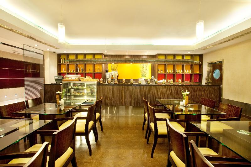 Holiday Inn Cochin Holiday Inn Cochin