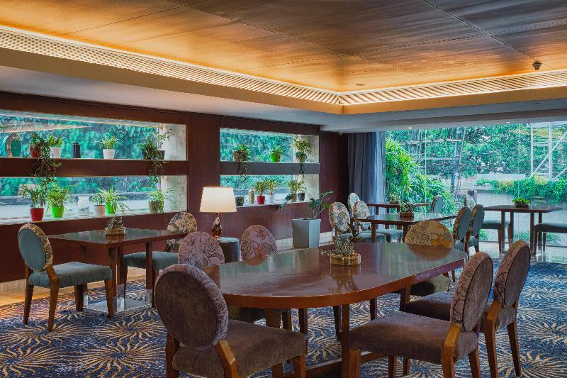 Holiday Inn Cochin Holiday Inn Cochin