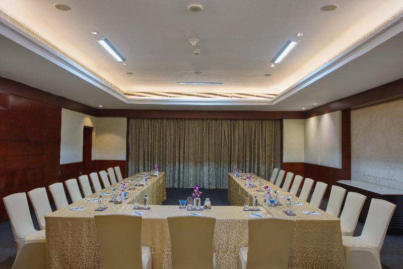 Holiday Inn Cochin Holiday Inn Cochin