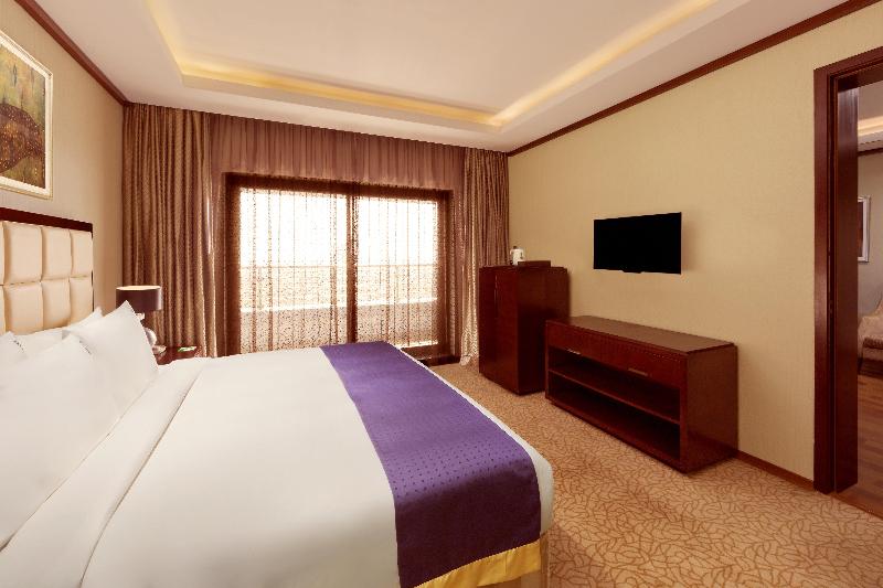 Holiday Inn Cochin Holiday Inn Cochin