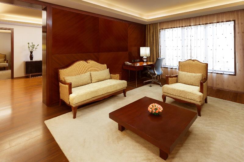 Holiday Inn Cochin Holiday Inn Cochin
