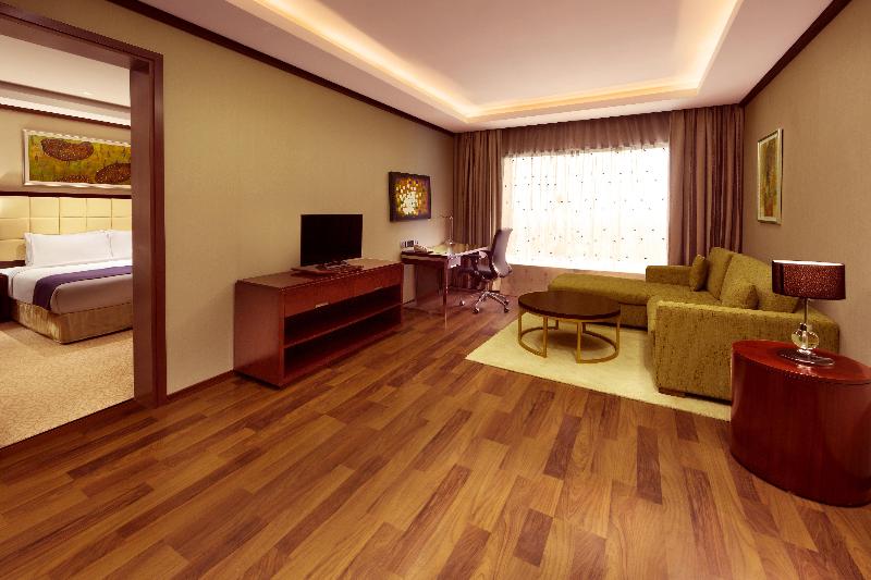 Holiday Inn Cochin Holiday Inn Cochin