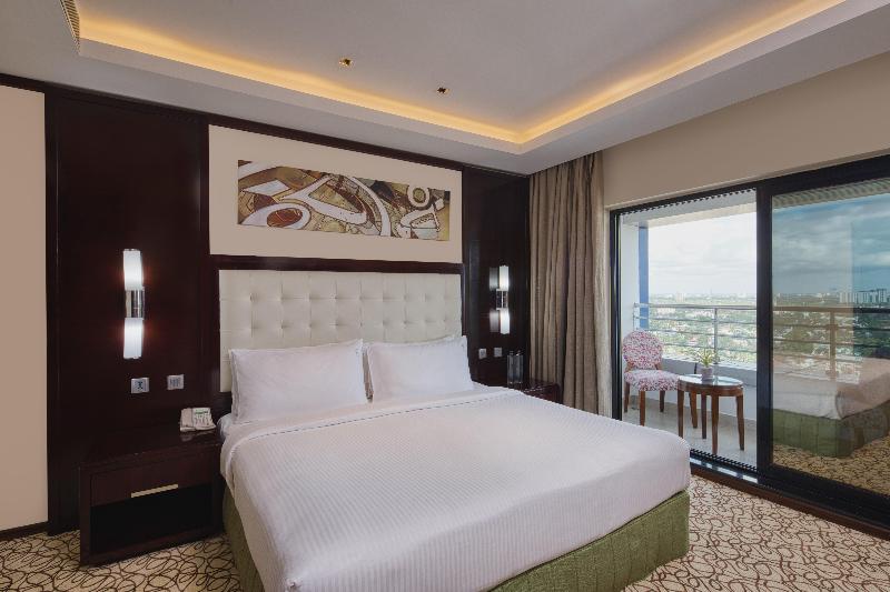 Holiday Inn Cochin Holiday Inn Cochin