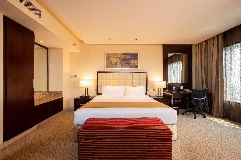 Holiday Inn Cochin Holiday Inn Cochin