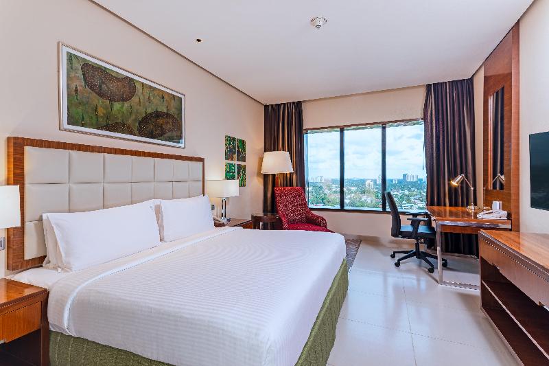 Holiday Inn Cochin Holiday Inn Cochin