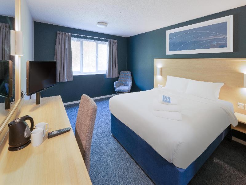 Travelodge Cambridge Fourwentways image