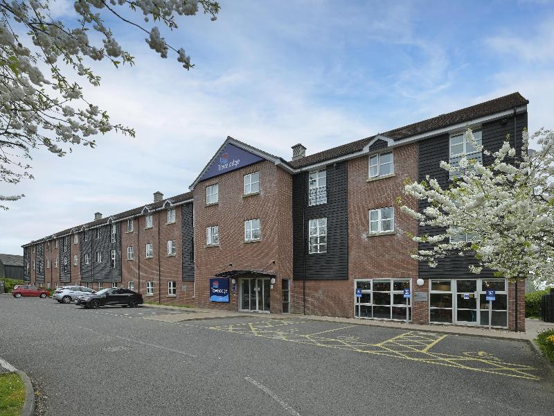 Travelodge Stansted Great Dunmow image