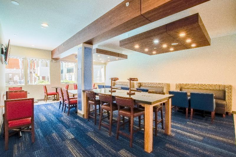 Baymont Inn and Suites Anaheim