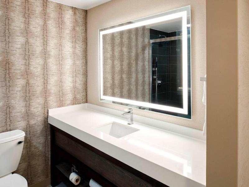 Chattanooga Marriott Downtown image