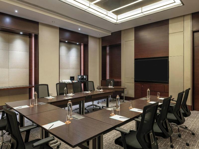 Le Meridien Hotel Bahrain City Centre image