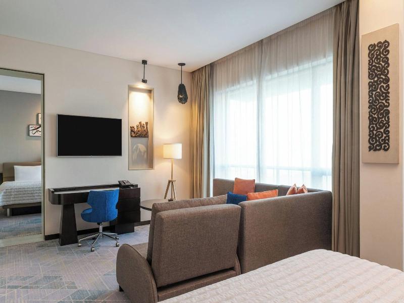 Le Meridien Hotel Bahrain City Centre image