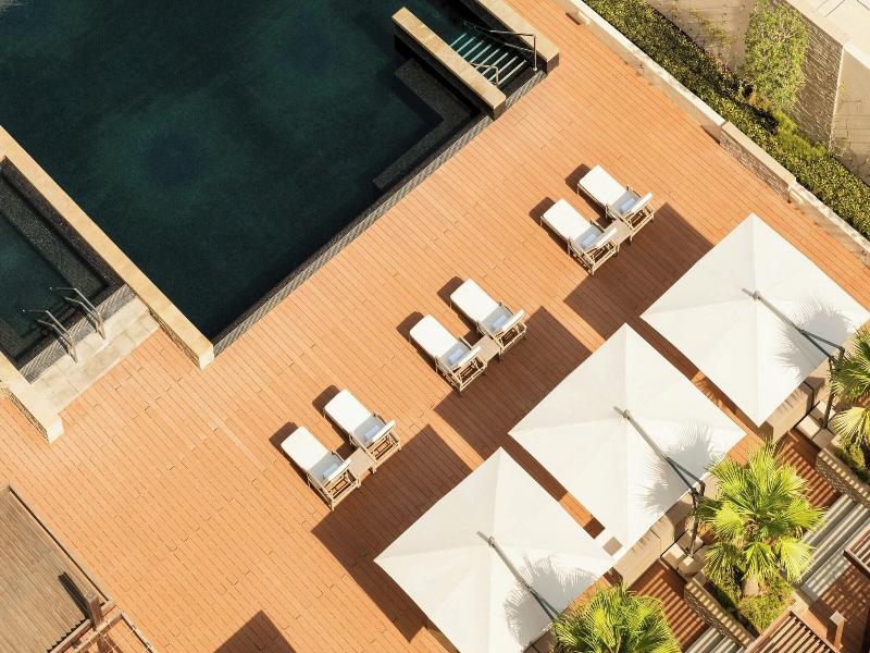 Le Meridien Hotel Bahrain City Centre image