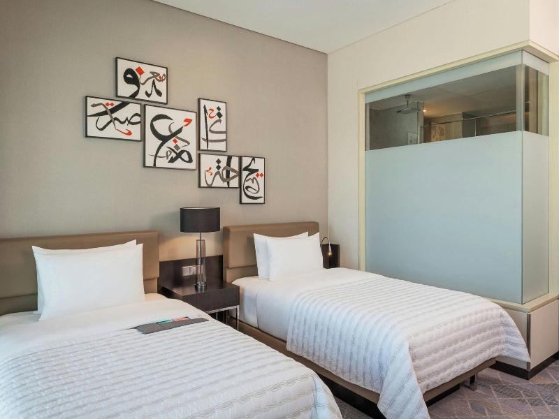 Le Meridien Hotel Bahrain City Centre image