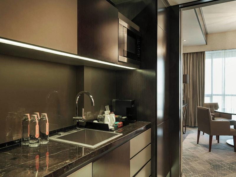 Le Meridien Hotel Bahrain City Centre image