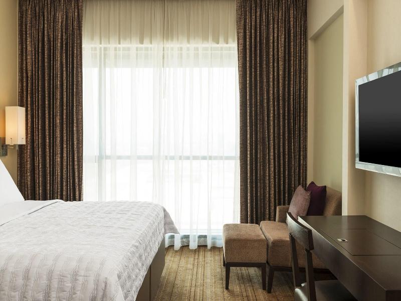 Le Meridien Hotel Bahrain City Centre image