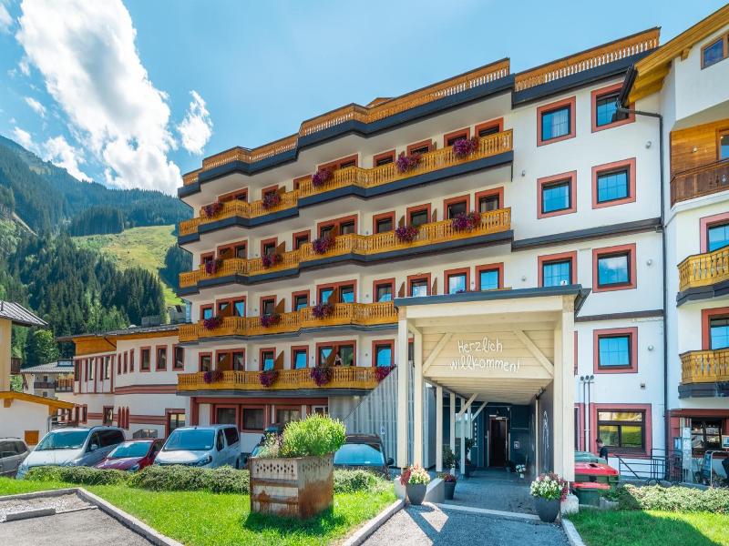 Alpenhotel Saalbach Hotel image