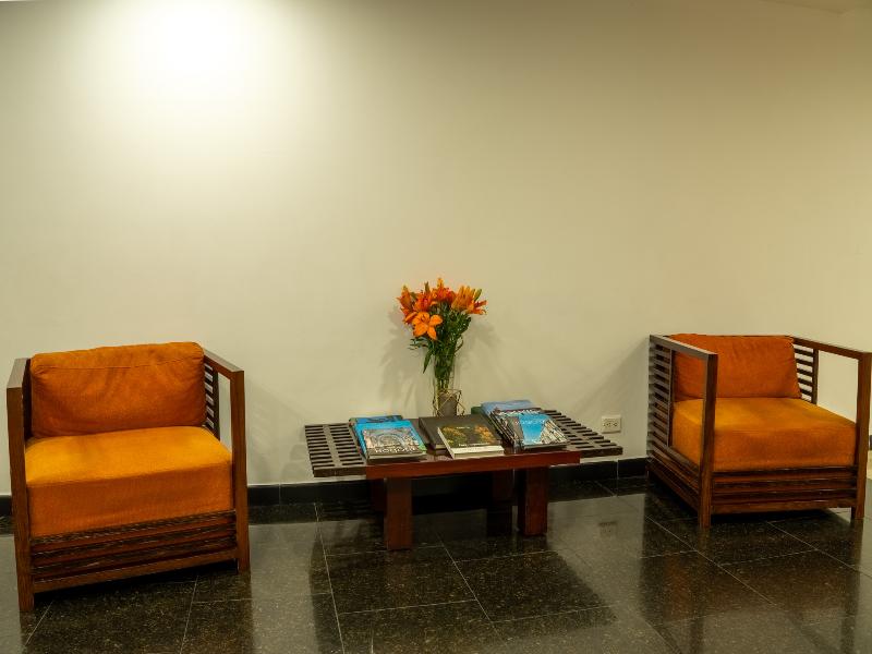 Richmond Suites image