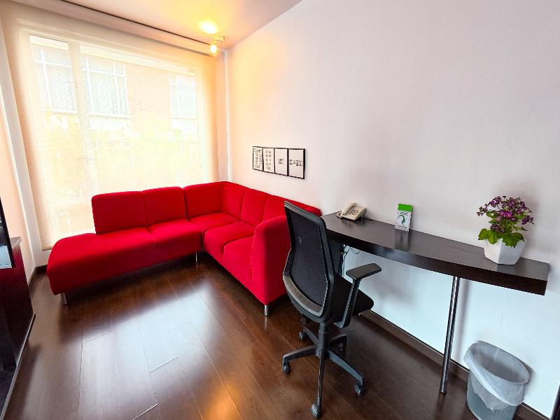 Richmond Suites image
